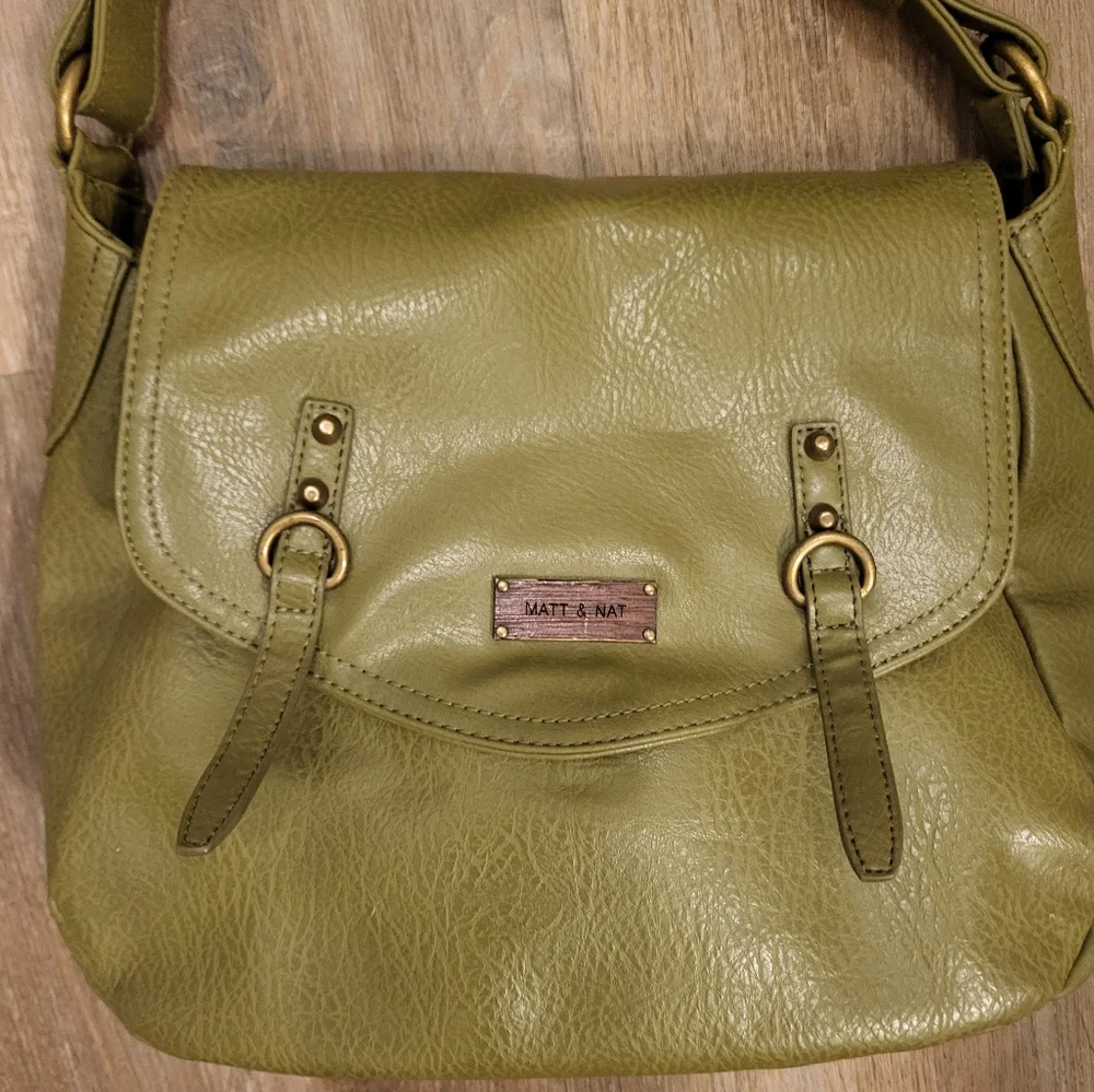 Matt & Nat olive green purse - Picture 2 of 10